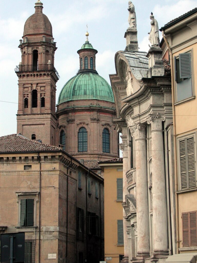 torre San Giorgio e Cupola San Pietro di Reggio Emilia